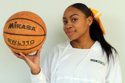 J’CEYONNA DESOTO: Bows and free throws