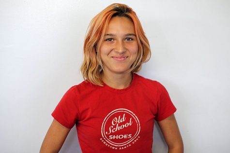 VERONICA FLORES: Racing through first cross country season