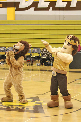 The Stagg mascots perform at halftime. 