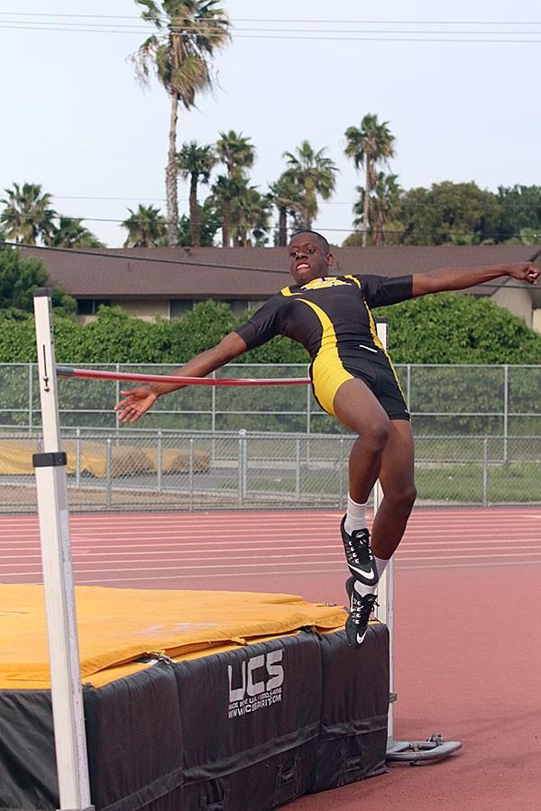 Sophomore Randolph Holman does his 52 high jump.