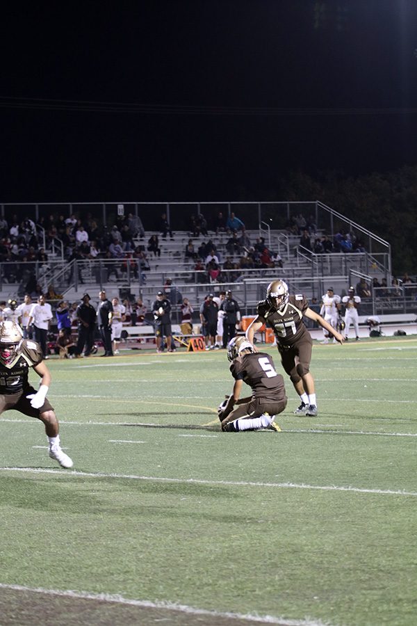 During senior night, Ricardo Cazarez helped the team come back by making the field goal. In the last quarter, Stagg was able to put six points on the scoreboard winning 38-35 against Edison. 