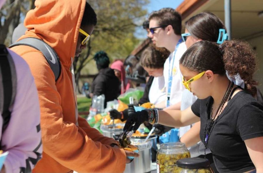 Stagg ASB students seen fixing nachos for students. Stagg went on to win the Step Fest contest. Roy Juarez / Stagg Online