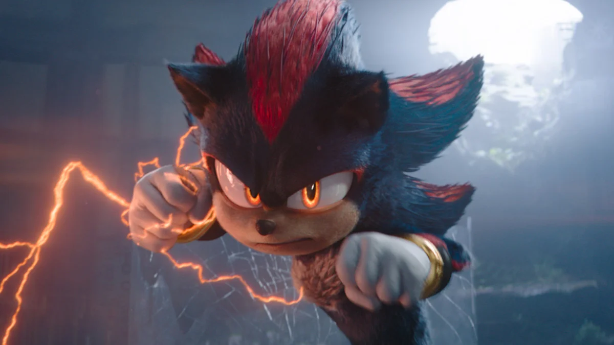 Shadow the Hedgehog (Keanu Reeves) about to attack a character after breaking out of containment. Shadow’s appearance was first teased at the end of “Sonic the Hedgehog 2”.

