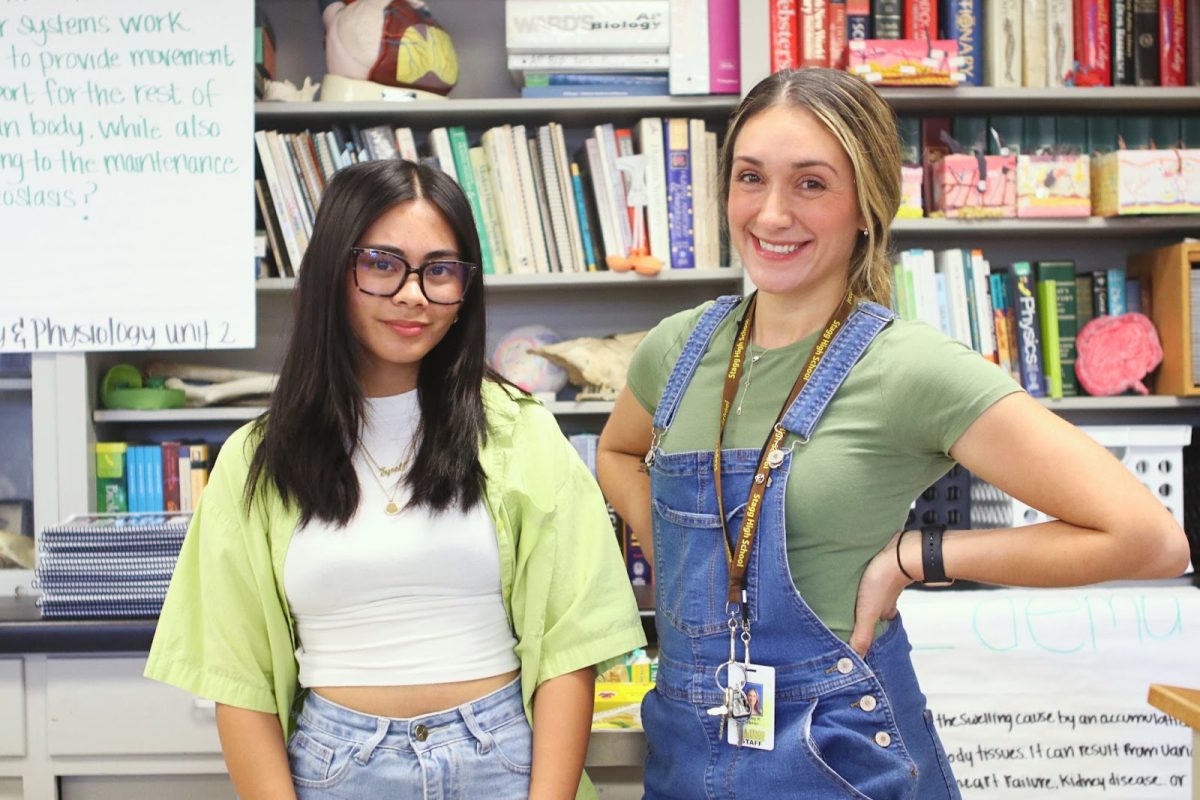 Mediclub president Syrell Gatan and science teacher Ashley Kramer pose for a picture after their first election meeting. This was their second club meeting of the year with over 30 members attending. 